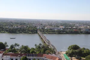 Khôi phục lại ban công ngắm cảnh trên cầu Trường Tiền