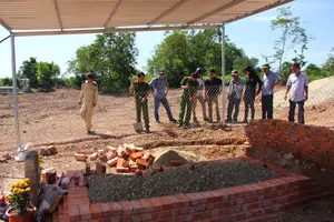 Vụ mộ vợ vua bị san: Công an và VKSND vào cuộc 