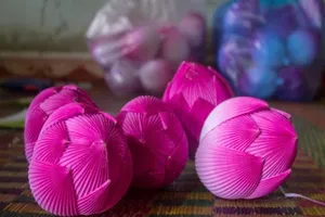 Làng hoa giấy 300 tuổi xứ Huế hối hả vào vụ Tết