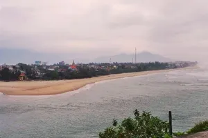 2 du khách nước ngoài tử vong tại biển Lăng Cô