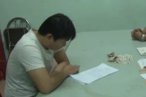 Lừa bán một lúc 300 thùng bia cho đại lý