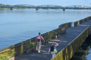 Khánh thành cầu gỗ lim tiền tỉ trên sông Hương