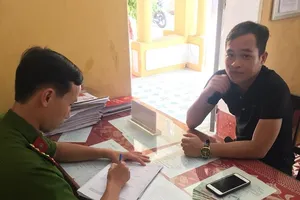 Tìm người bỏ quên 10 triệu đồng tại cây ATM