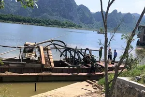 Phát hiện sọ người mắc kẹt vào ống hút cát