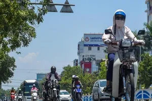 Miền Trung như chảo lửa, Huế nhiệt độ cao nhất cùng kỳ