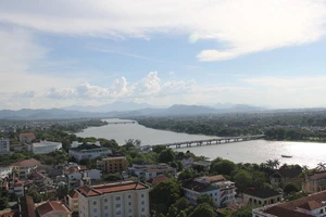 Vì sao Thừa Thiên - Huế chưa là TP trực thuộc Trung ương?