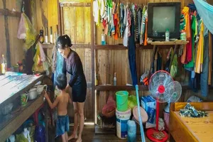 Chùm ảnh: Tân Hóa sau cơn lũ dữ