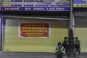 Dịch COVID-19: Những mặt hàng nào được bán tại Huế?