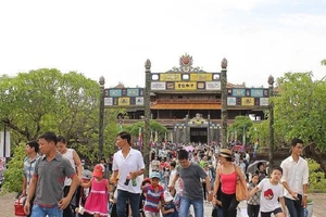 Huế giảm 50% giá tham quan di tích trong 3 tháng