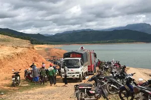 Một học sinh chết đuối trước giờ học thể dục