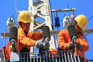 Xin lỗi khách hàng bị tính nhầm tiền điện gấp 33 lần