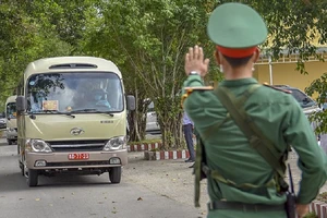 Hình ảnh tại một buổi diễn tập phòng chống dịch COVID-19 ở Huế. Ảnh: N.DO