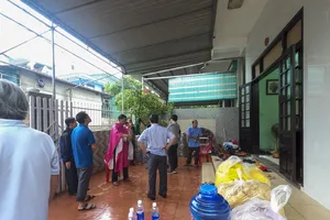 Xót xa trước cảnh nhà ngập, con ốm của chiến sĩ tử nạn