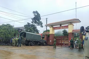 Bộ đội tăng cường vào hiện trường tìm kiếm chiến sĩ Đoàn 337