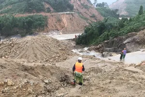 Tìm thấy một thi thể gần khu sạt lở thủy điện Rào Trăng 3