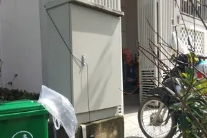 Điện lực thông tin vụ bắt lộn dây, nhà này xài nhà kia trả