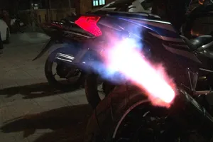 Huế: Xử phạt gần 500 'quái xế' nẹt pô, đánh võng trên đường