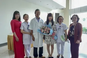 Ghép tế bào gốc tạo máu tự thân cứu bệnh nhân ung thư ác tính