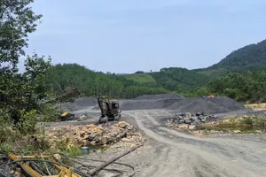 Yêu cầu đóng cửa mỏ, phục hồi môi trường mỏ đá Thượng Long