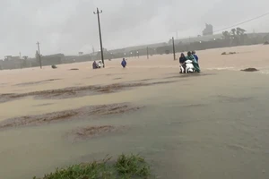 Thông tin mới nhất vụ 37 người mất liên lạc do lũ khi đi rừng