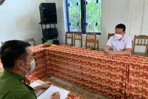 Thừa Thiên- Huế: Bắt chuyên viên trung tâm phát triển quỹ đất