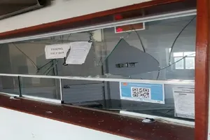 1 nhóm người đập phá bệnh viện dã chiến ở Thừa Thiên - Huế