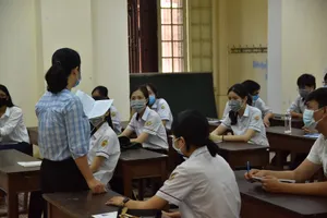 Thừa Thiên-Huế: Học sinh THPT trở lại trường vào ngày 13-12
