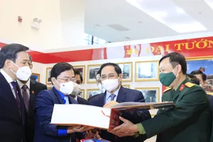 Thủ tướng dự lễ Kỷ niệm 110 năm ngày sinh Đại tướng Võ Nguyễn Giáp