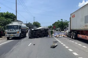 3 xe ô tô tông nhau giữa Quốc lộ 1