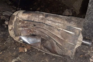 Đạn phát nổ trong nhà máy sản xuất gạch tuynel