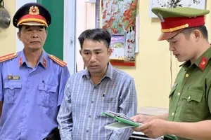 Thuê 'thầy phong thủy' trừ tà, bị lừa 2,4 tỉ đồng