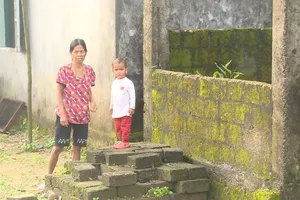 Người dân tái định cư hơn 10 năm ngóng chờ sổ hồng