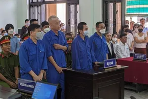 Cựu giám đốc cảng hàng không Phú Bài lãnh án vì nhận hối lộ