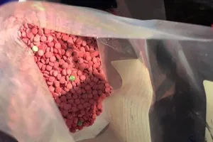 1 tài xế chở 36.000 viên ma túy từ Quảng Trị ra Hà Nội 