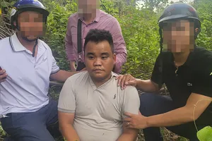 Công an Quảng Trị vây bắt bị can truy nã ở vùng rừng Bình Thuận