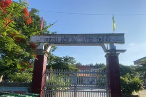 Để cấp dưới tham ô tài sản, nữ hiệu trưởng bị kỷ luật