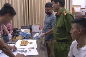 Bắt thanh niên vận chuyển hơn 1.000 viên ma túy