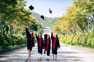 Điểm chuẩn Đại học Luật Huế 2023 là 19 điểm