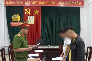 Chủ quán và nhân viên bị khởi tố vì đánh gãy xương hàm khách trong ngày khai trương