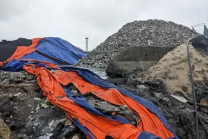 Vụ nước thải đen xì xả ra cửa biển: Doanh nghiệp bị phạt 120 triệu đồng