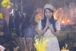 Độc đáo hội chợ 1 năm mở một lần dịp Tết Nguyên đán