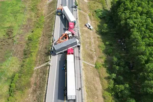 Xử lý ngay những bất cập trên cao tốc Cam Lộ - La Sơn