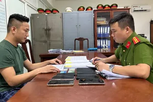 Phá chuyên án cá độ bóng đá mùa Euro với số tiền giao dịch gần 100 tỉ đồng