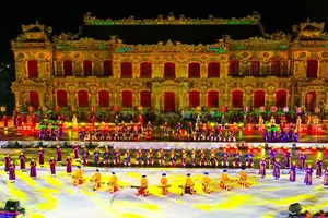 Phát huy giá trị văn hóa Huế để phát triển bền vững