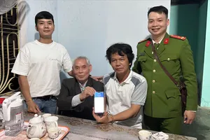 Trúng vé số 12 triệu được đại lý chi trả nhầm thành 100 triệu