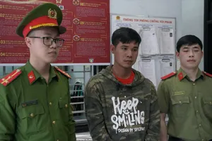 Bị bắt vì đánh bạn gái sau khi hai người đi nhậu 