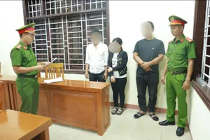 Khởi tố 3 người vì mua bán, giết mổ heo nhiễm dịch tả lợn Châu Phi