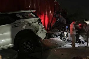 Tai nạn liên hoàn trên tuyến La Sơn - Túy Loan, 1 người tử vong