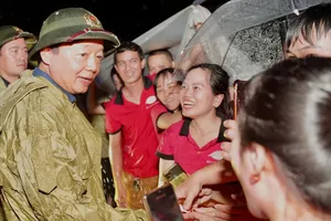 Phó Thủ tướng Trần Hồng Hà chỉ đạo khắc phục mưa lũ ở Huế