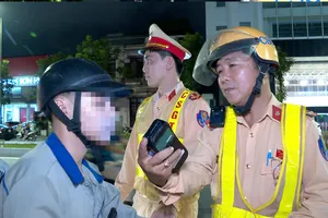 Khung giờ CSGT TP Huế tuần tra, xử lý vi phạm nồng độ cồn